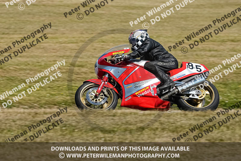 cadwell park;cadwell park photographs;cadwell trackday photographs;enduro digital images;event digital images;eventdigitalimages;peter wileman photography;racing digital images;trackday digital images;trackday photos